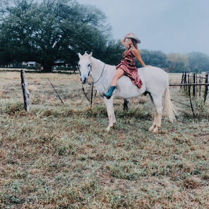 Meet your Posher, Trinity